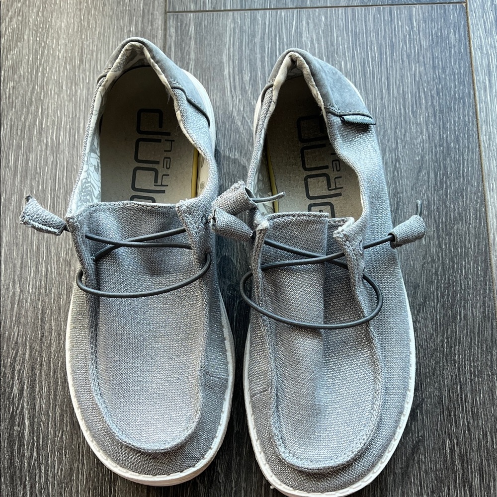 Hey Dude Women’s Light Gray Loafers